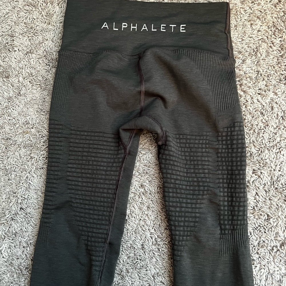 Alphalete Halo Leggings- EUC